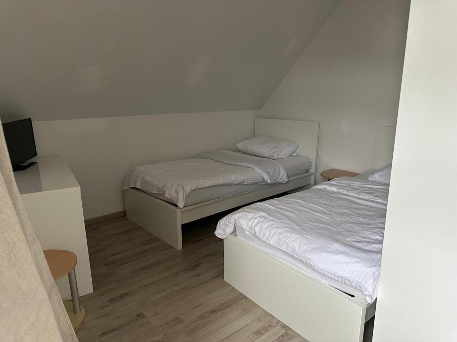 Upper-House Goldener Hirsch Hotell Aystetten Eksteriør bilde