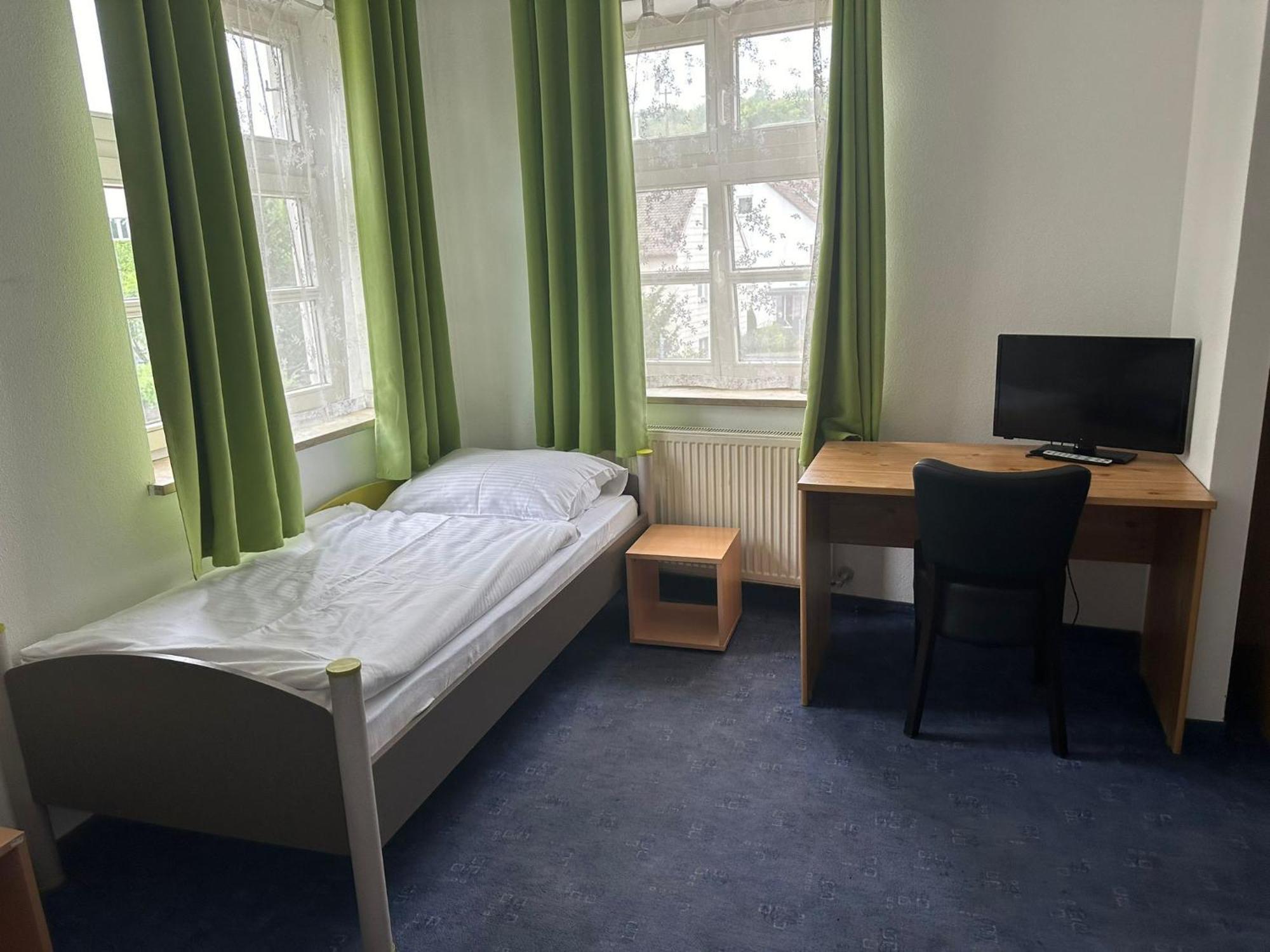 Upper-House Goldener Hirsch Hotell Aystetten Eksteriør bilde